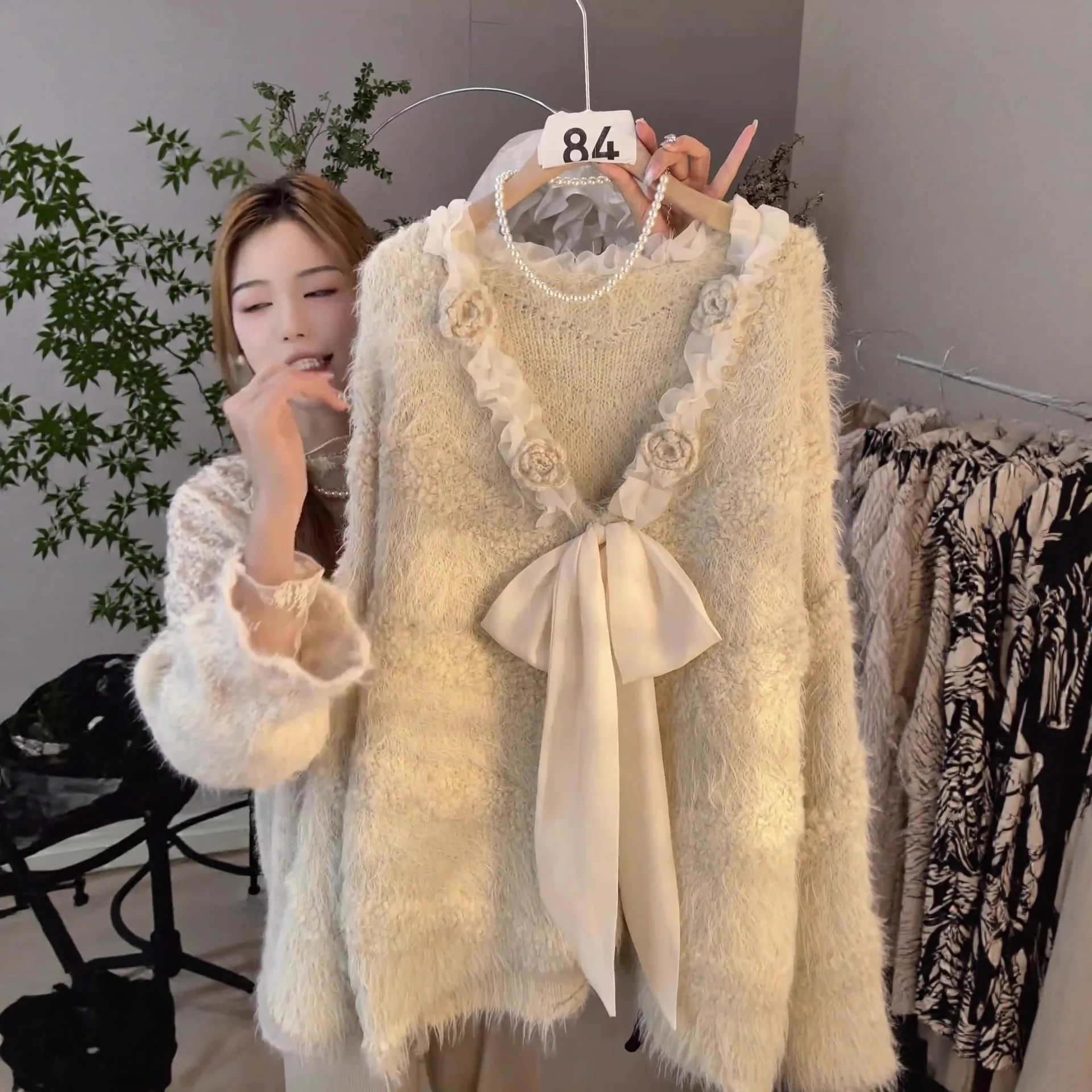 Ele Soft Knot Sequin Knitted Sweater Women's Loose Fit Autumn Winter New Design French Sle Open Cardigan
Ele Soft Knot Sequin Knitted Sweater Women's Loose Fit Autumn Winter New Design French Sle Open Cardigan