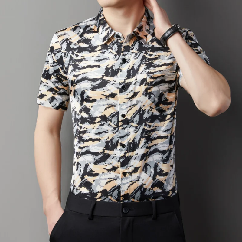 New Summer Men's High-end Ice Silk Short Sleeved Floral Shirt Fashion Trend Casual Short Sleeved Shirt
New Summer Men's High-end Ice Silk Short Sleeved Floral Shirt Fashion Trend Casual Short Sleeved Shirt