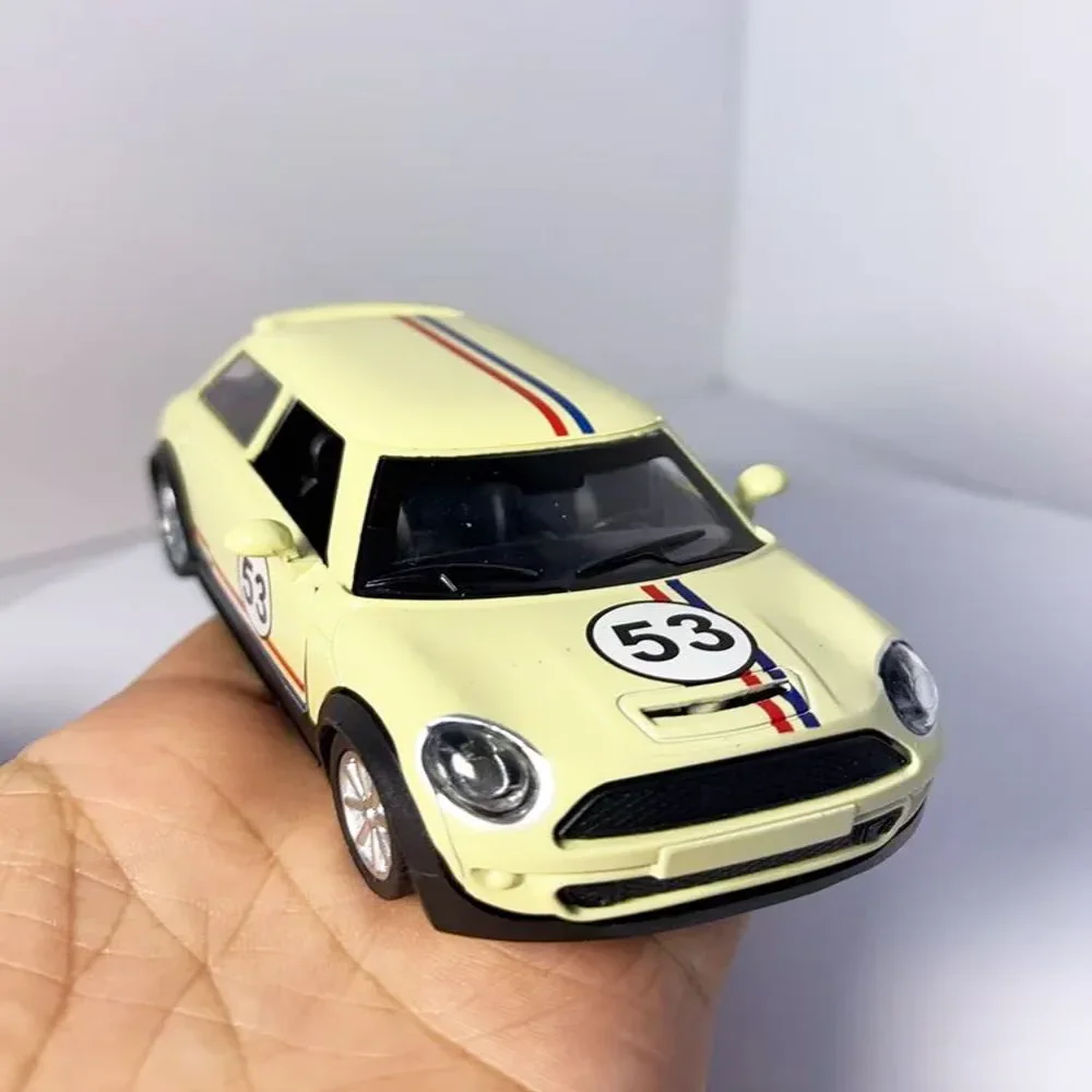 1:32 мини-покрытие из сплава 53 гоночная классическая модель автомобиля с регенерационным открытием двери модель автомобиля
1:32 мини-покрытие из сплава 53 гоночная классическая модель автомобиля с регенерационным открытием двери модель автомобиля