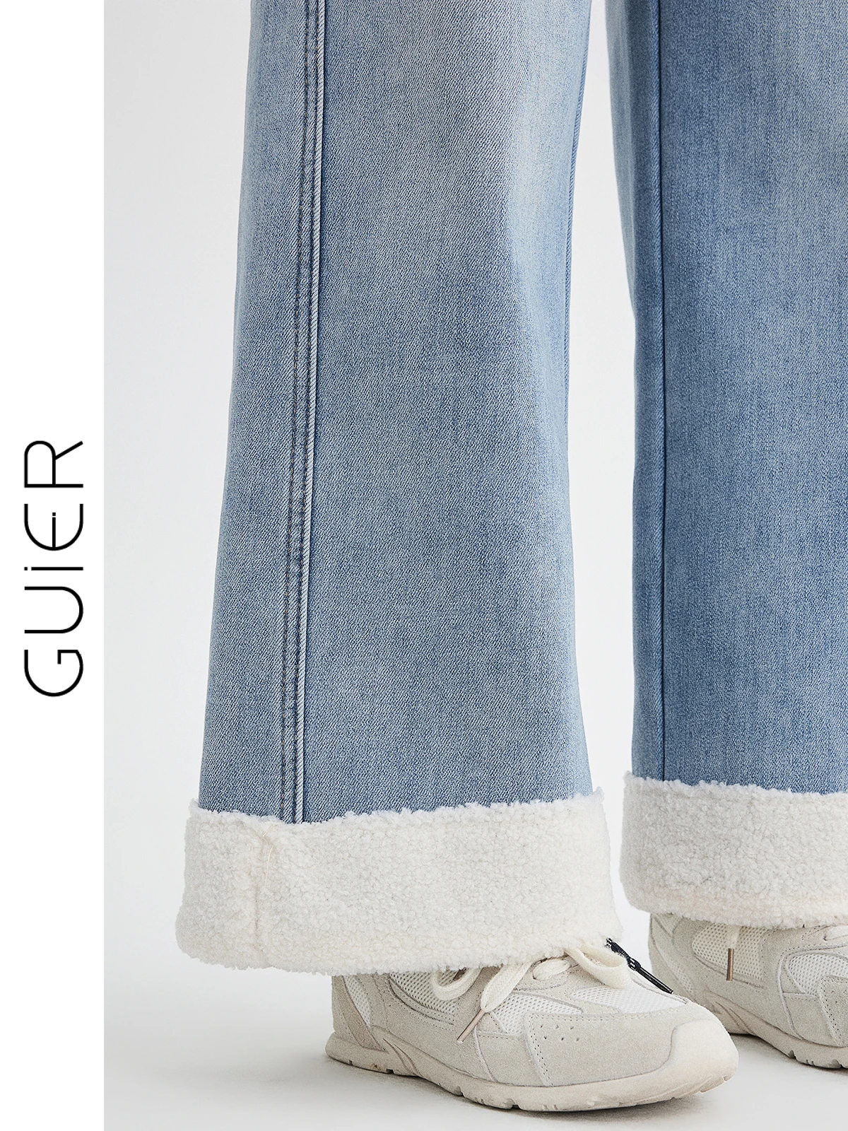 Джинсы женские с высокой талией и широкими штанинами, новинка зимы, повседневные, с отделкой из овечьего меха, свободные прямые брюки из денима
Джинсы женские с высокой талией и широкими штанинами, новинка зимы, повседневные, с отделкой из овечьего меха, свободные прямые брюки из денима