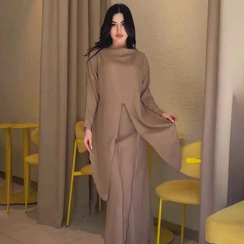 Europe, America, 2026 Cross-border Summer Women's Clothing Solid Color Satin Cross-strap Waist Skirt Set Temperament Commuting
Europe, America, 2026 Cross-border Summer Women's Clothing Solid Color Satin Cross-strap Waist Skirt Set Temperament Commuting