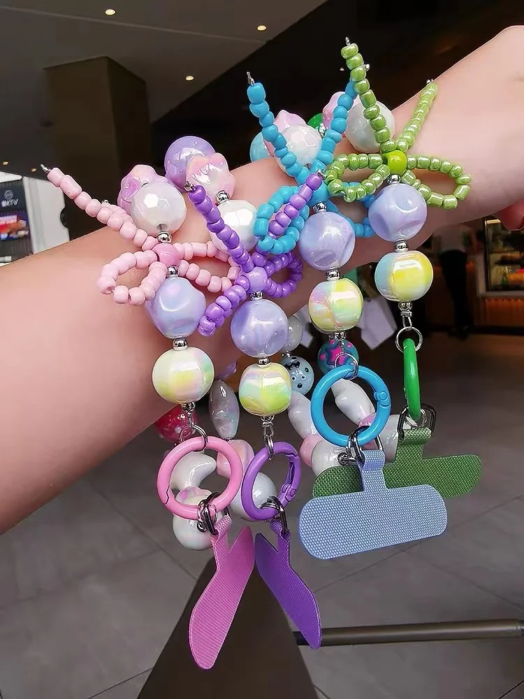 High-End Fashion Creative Mobile Phone Lanyard, Wrist Strap, DIY Chain, Hand-Beaded Mobile Phone Pendant, Holiday Pendant Gifts
High-End Fashion Creative Mobile Phone Lanyard, Wrist Strap, DIY Chain, Hand-Beaded Mobile Phone Pendant, Holiday Pendant Gifts