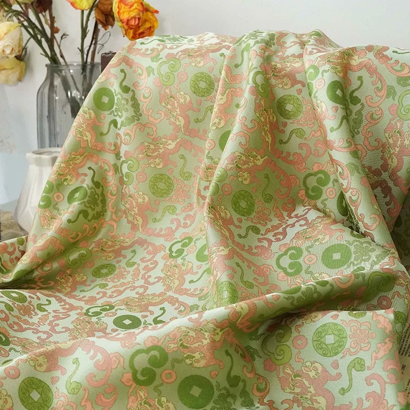 New Chinese brocade vest color jacquard fabric old money style cheongsam yarn-dyed tray button short
New Chinese brocade vest color jacquard fabric old money style cheongsam yarn-dyed tray button short