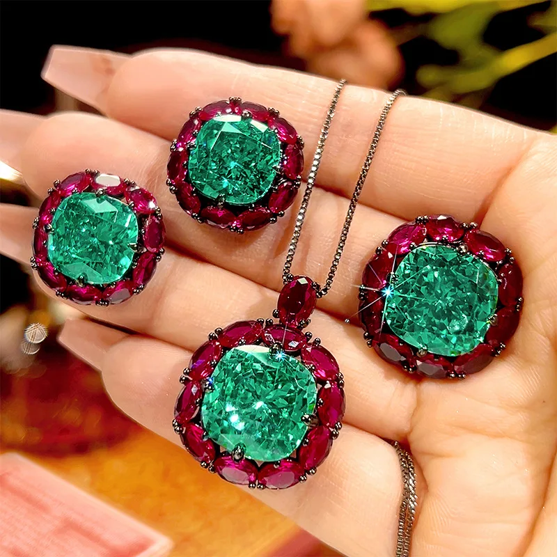 Jewelry set with Para green and black gold square texture main stone 14*14-12*12
Jewelry set with Para green and black gold square texture main stone 14*14-12*12