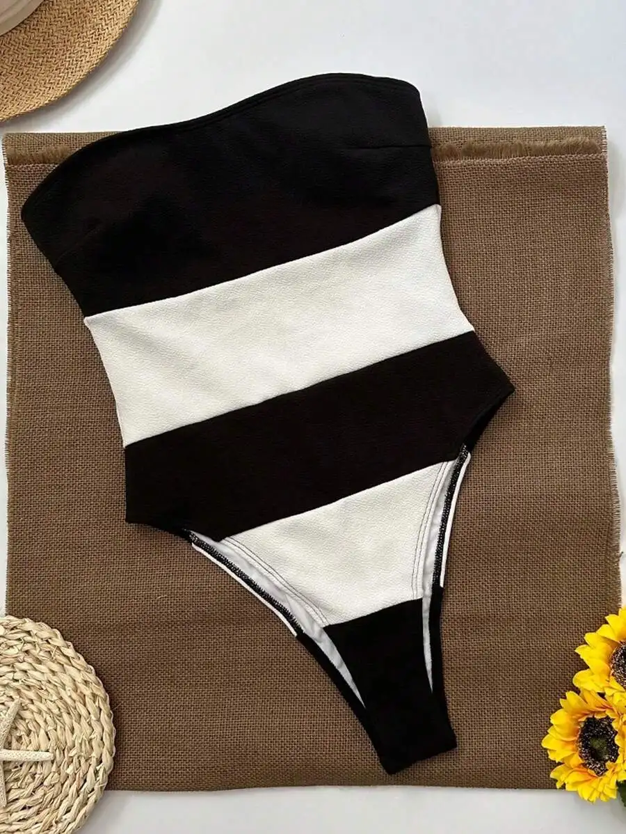 Womens Strapless Black And White Striped One-Piece Swimsuit For Beach Holiday Summer Wear
Womens Strapless Black And White Striped One-Piece Swimsuit For Beach Holiday Summer Wear