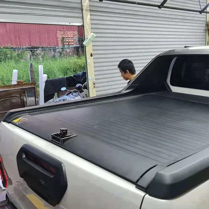 KQX Best SellingST Aluminum Roll Up Retractable Truck Bed Tonneau Cover Roller Lid 2020 tray coverHigh Quality
KQX Best SellingST Aluminum Roll Up Retractable Truck Bed Tonneau Cover Roller Lid 2020 tray coverHigh Quality