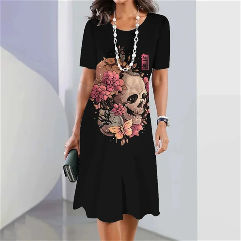 Свободное мини-платье с круглым вырезом, коротким рукавом и цветочным принтом
Свободное мини-платье с круглым вырезом, коротким рукавом и цветочным принтом