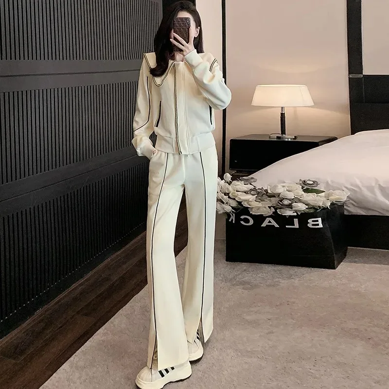 Insozkdg Women's Autumn Vintage Casual Sweatshirt Cardigan Wide Leg Pants Set Solid Loose Hooked Zipper Coat Pant Two Piece Set
Insozkdg Women's Autumn Vintage Casual Sweatshirt Cardigan Wide Leg Pants Set Solid Loose Hooked Zipper Coat Pant Two Piece Set