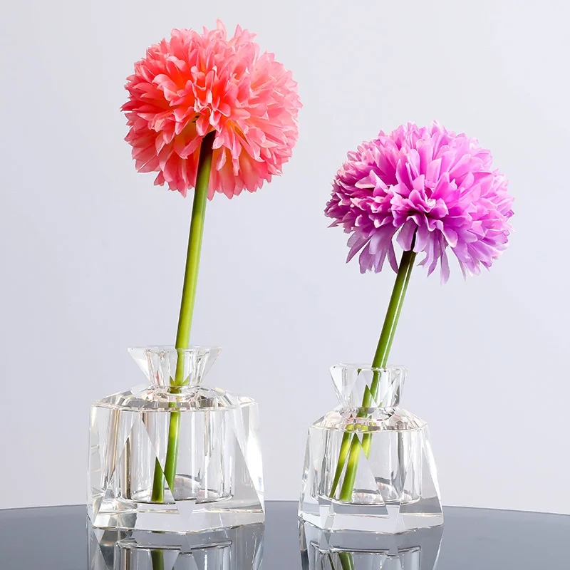 European Elegant Mini Clear K9 Crystal Vase Small Large For Home Tabletop Decoration Flower Green Plant Storage Jardiniere
European Elegant Mini Clear K9 Crystal Vase Small Large For Home Tabletop Decoration Flower Green Plant Storage Jardiniere