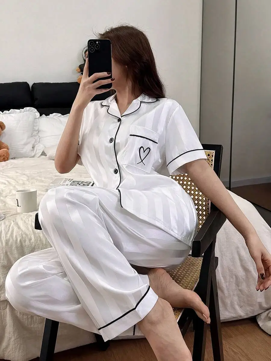 2-Piece Striped Satin Short Sleeve Pajama Set With Heart Embroidery - Spring Summer Loungewear
2-Piece Striped Satin Short Sleeve Pajama Set With Heart Embroidery - Spring Summer Loungewear