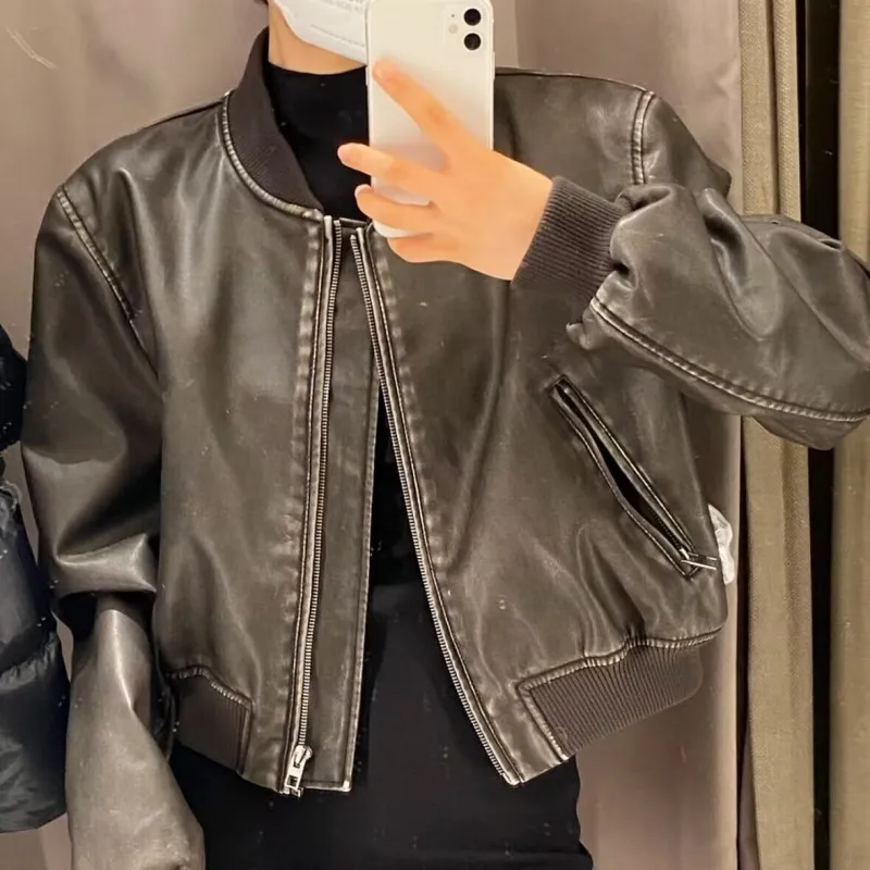 Women Fashion Faux Leather Bomber Jacket Coat Vintage Long Sleeve Front Zipper Female Outerwear Chic Tops
Women Fashion Faux Leather Bomber Jacket Coat Vintage Long Sleeve Front Zipper Female Outerwear Chic Tops