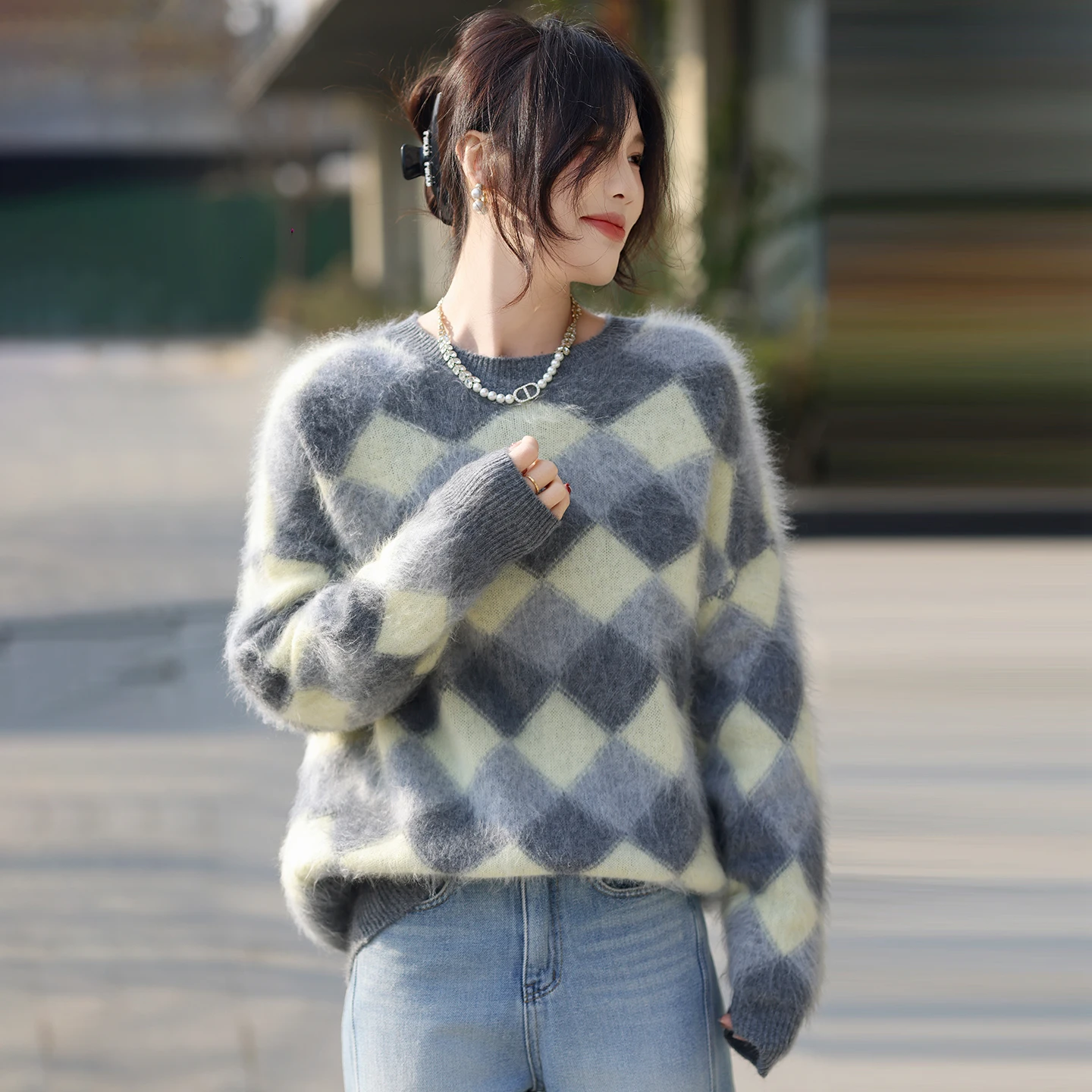 Thicken Brushed 2026 New 100%Wool Winter Thickening Tops Pullovers Fashion Womens Long Sleeve Keep Warm Knitting Ladies Sweater
Thicken Brushed 2026 New 100%Wool Winter Thickening Tops Pullovers Fashion Womens Long Sleeve Keep Warm Knitting Ladies Sweater