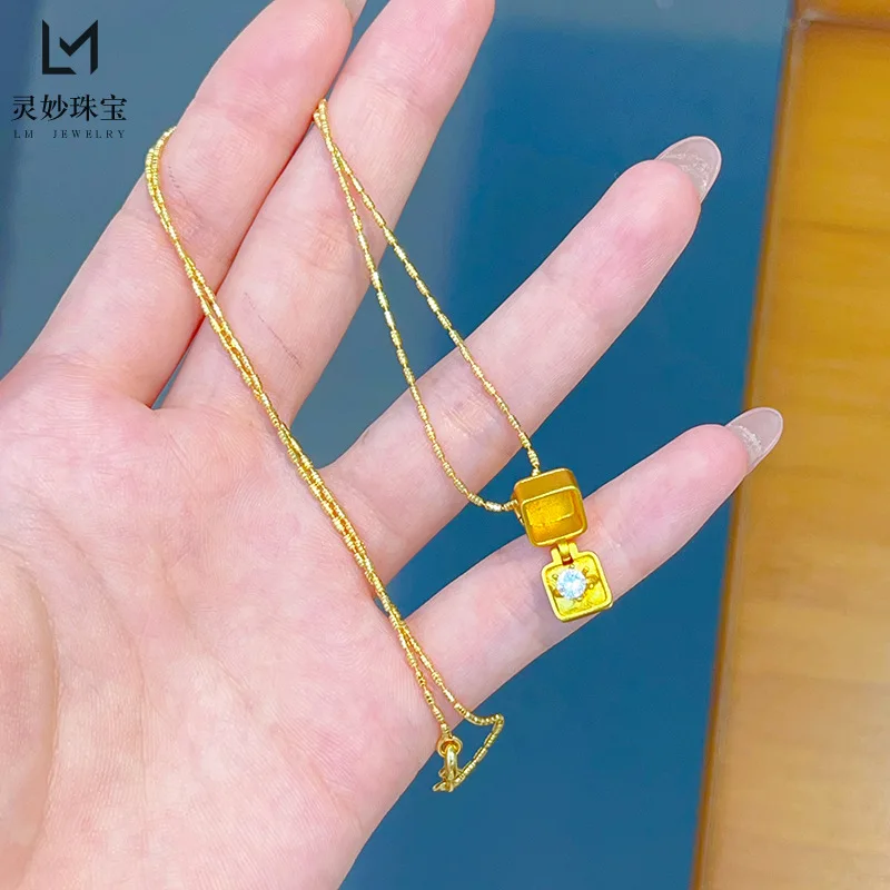9999 24K real gold luxury jewelry diamond necklace for women gift box sugar cube pendant collarbone chain gift for girlfriend
9999 24K real gold luxury jewelry diamond necklace for women gift box sugar cube pendant collarbone chain gift for girlfriend