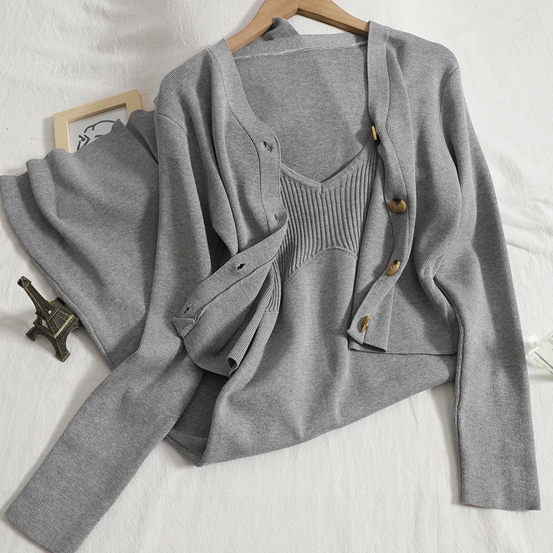 High Quality Knitted Two Piece Set Women Crop Top Sweater Cardigan + Sexy Spaghetti Strap Long Dress Suits Sweet 2 Piece Set
High Quality Knitted Two Piece Set Women Crop Top Sweater Cardigan + Sexy Spaghetti Strap Long Dress Suits Sweet 2 Piece Set