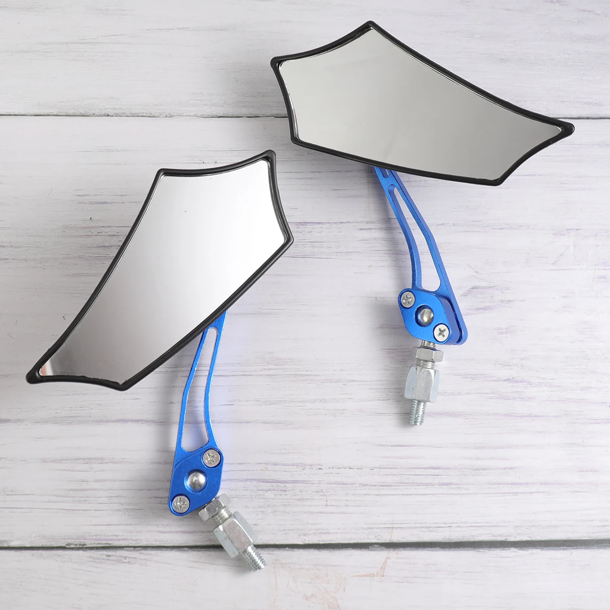 2Pcs Rear View Mirror for Electric Bike Motorcycle Blue Large Lens Durable Lightweight Adjustable Suitable Scooter Bicycle Safe
2Pcs Rear View Mirror for Electric Bike Motorcycle Blue Large Lens Durable Lightweight Adjustable Suitable Scooter Bicycle Safe