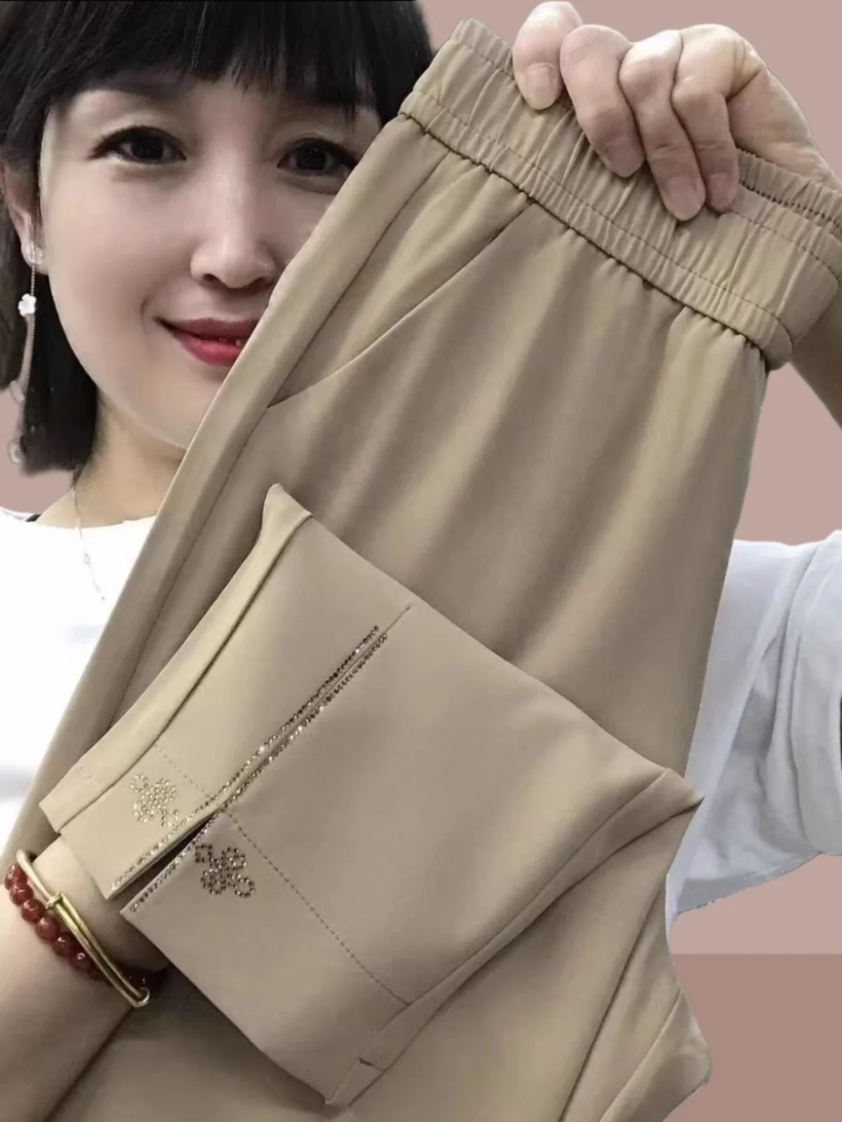 Casual Elastic Waist Mom Pants Summer Fashionable Outdoor Wear Loose Fit High Waist Nine Points Korean Style plus Size Women'...
Casual Elastic Waist Mom Pants Summer Fashionable Outdoor Wear Loose Fit High Waist Nine Points Korean Style plus Size Women'...