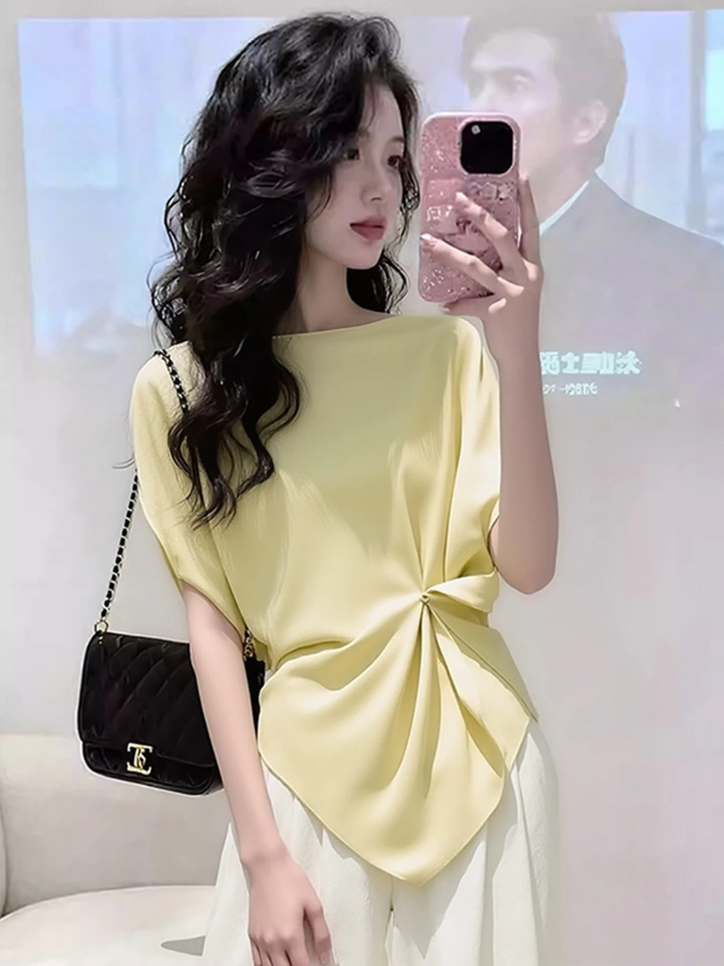 Fashionable Pure Color Short Sleeve Shirt Summer 2026 Waist-Cinching Asymmetrical Design Korean Style Straight Cut Silk Top
Fashionable Pure Color Short Sleeve Shirt Summer 2026 Waist-Cinching Asymmetrical Design Korean Style Straight Cut Silk Top