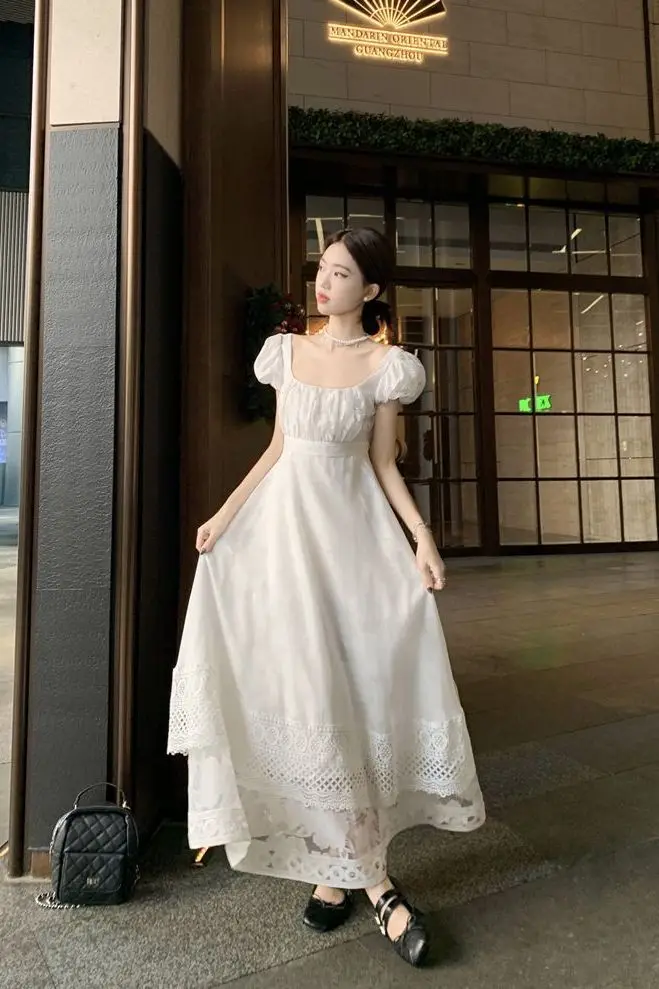 French Retro Palace Style Princess Dress Women Elegant White Lace Jacquard Waist Square Collar Long Dress
French Retro Palace Style Princess Dress Women Elegant White Lace Jacquard Waist Square Collar Long Dress