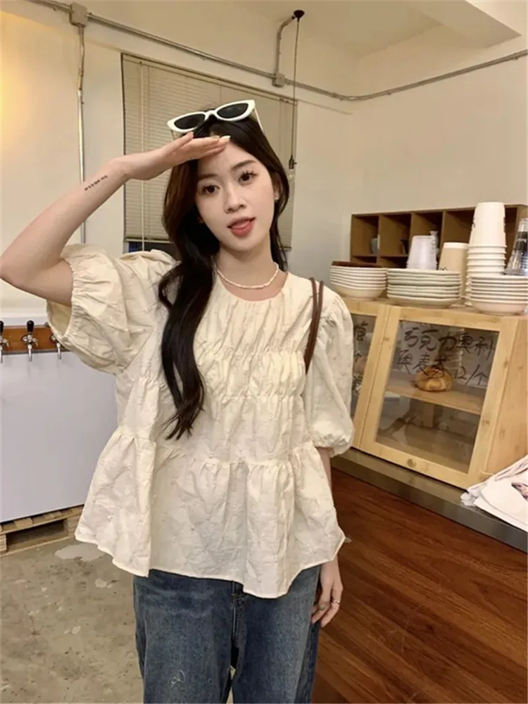 Women's Summer 202 Puff Sleeve Top Ruffle Detail Relaxed Fit Sweet Cropped Blouse Unique Casual Shirt
Women's Summer 202 Puff Sleeve Top Ruffle Detail Relaxed Fit Sweet Cropped Blouse Unique Casual Shirt