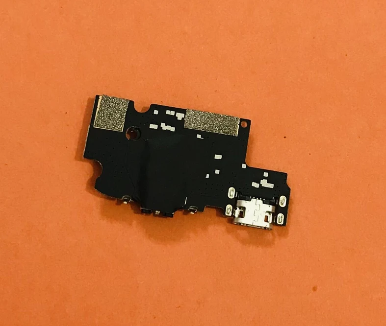 Оригинальная зарядная плата с USB-разъемом для UMIDIGI A3S MT6761 5,7 "HD +, бесплатная доставка
Оригинальная зарядная плата с USB-разъемом для UMIDIGI A3S MT6761 5,7 "HD +, бесплатная доставка