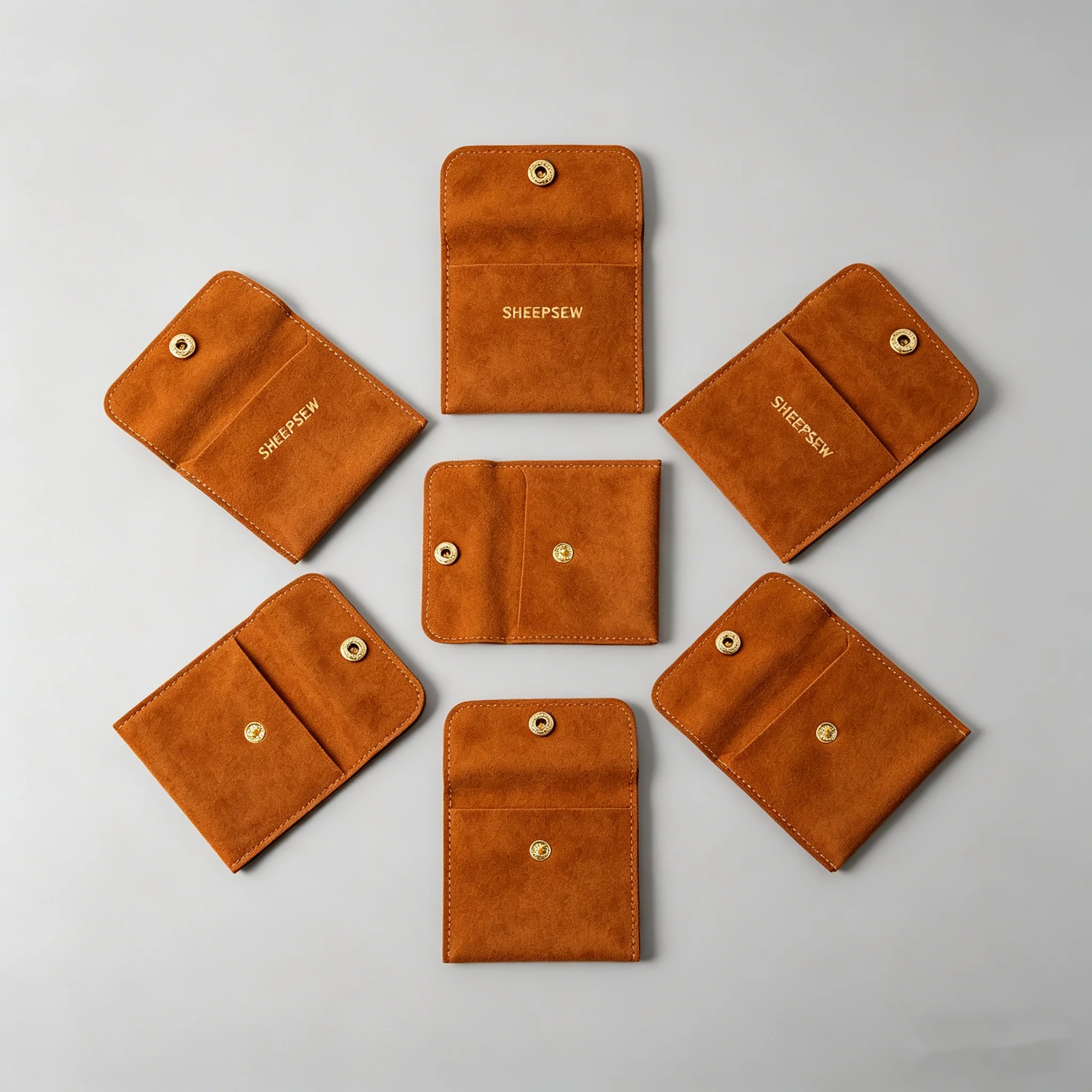 SheepSew Suede Microfiber Jewelry Pouch Custom Insert Pad Necklace Packaging Bag with Snap Button Jewelry Display & Storage Sup
SheepSew Suede Microfiber Jewelry Pouch Custom Insert Pad Necklace Packaging Bag with Snap Button Jewelry Display & Storage Sup