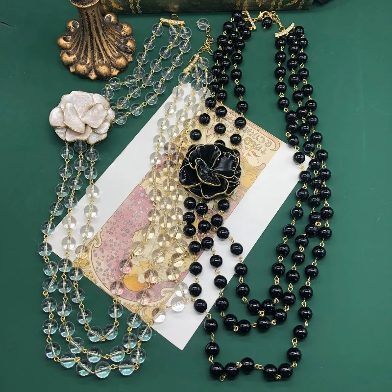 Medieval Three-layer Glazed Beads, Exquisite Enamel Glazed Camellia Brooch, Pendant, Necklace, Fashionable Temperament
Medieval Three-layer Glazed Beads, Exquisite Enamel Glazed Camellia Brooch, Pendant, Necklace, Fashionable Temperament