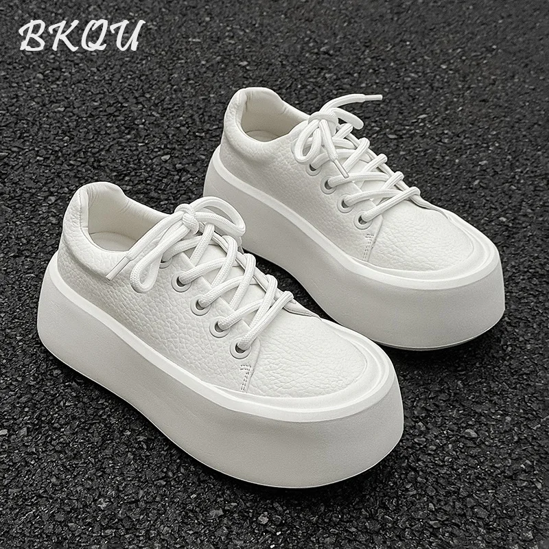 BKQU Exclusive Trend Design Ins Platform Heightening Sneakers for Men 2025 Autumn New Style, White Sneakers, Bread-style Loafers
BKQU Exclusive Trend Design Ins Platform Heightening Sneakers for Men 2025 Autumn New Style, White Sneakers, Bread-style Loafers