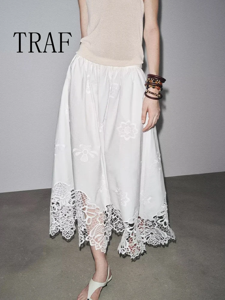 TRAF European and American style summer new women's clothing temperament simple A-line medium-length embroidered midi skirt
TRAF European and American style summer new women's clothing temperament simple A-line medium-length embroidered midi skirt