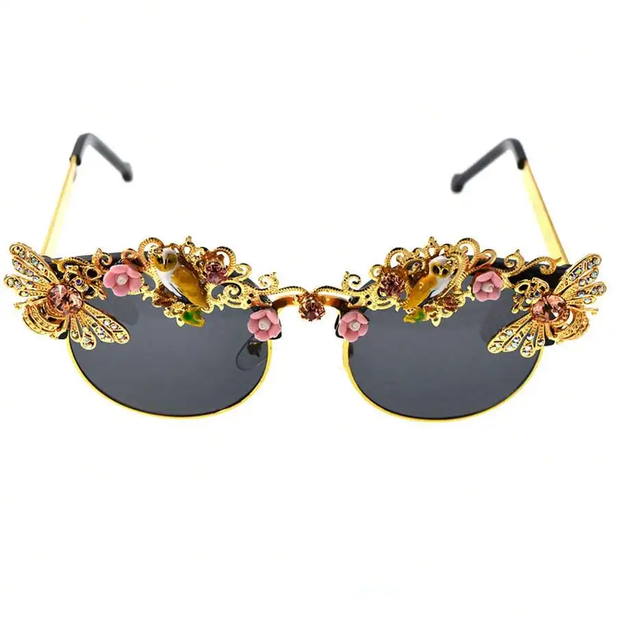 Elegant Artistic Floral Bee Decorated Fashion Sunglasses For Women
Elegant Artistic Floral Bee Decorated Fashion Sunglasses For Women