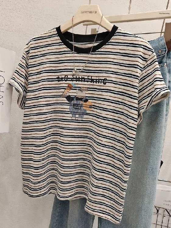 plus Size Women's T-Shirt Striped Short Sleeve Loose Fit round Neck Korean Style Summer Top Color Block Design Breathable Pol...
plus Size Women's T-Shirt Striped Short Sleeve Loose Fit round Neck Korean Style Summer Top Color Block Design Breathable Pol...