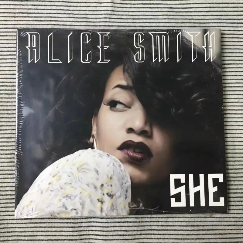 CD Березня 19, 2013, Комбинирующие эмоции тяжелой души с легкими инди-поп-композициями, включая хиты, такие как «Мелость для вас»
CD Березня 19, 2013, Комбинирующие эмоции тяжелой души с легкими инди-поп-композициями, включая хиты, такие как «Мелость для вас»