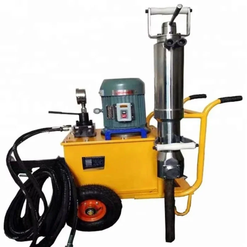 Big stone secondary crushing and splitting rock machine
Big stone secondary crushing and splitting rock machine