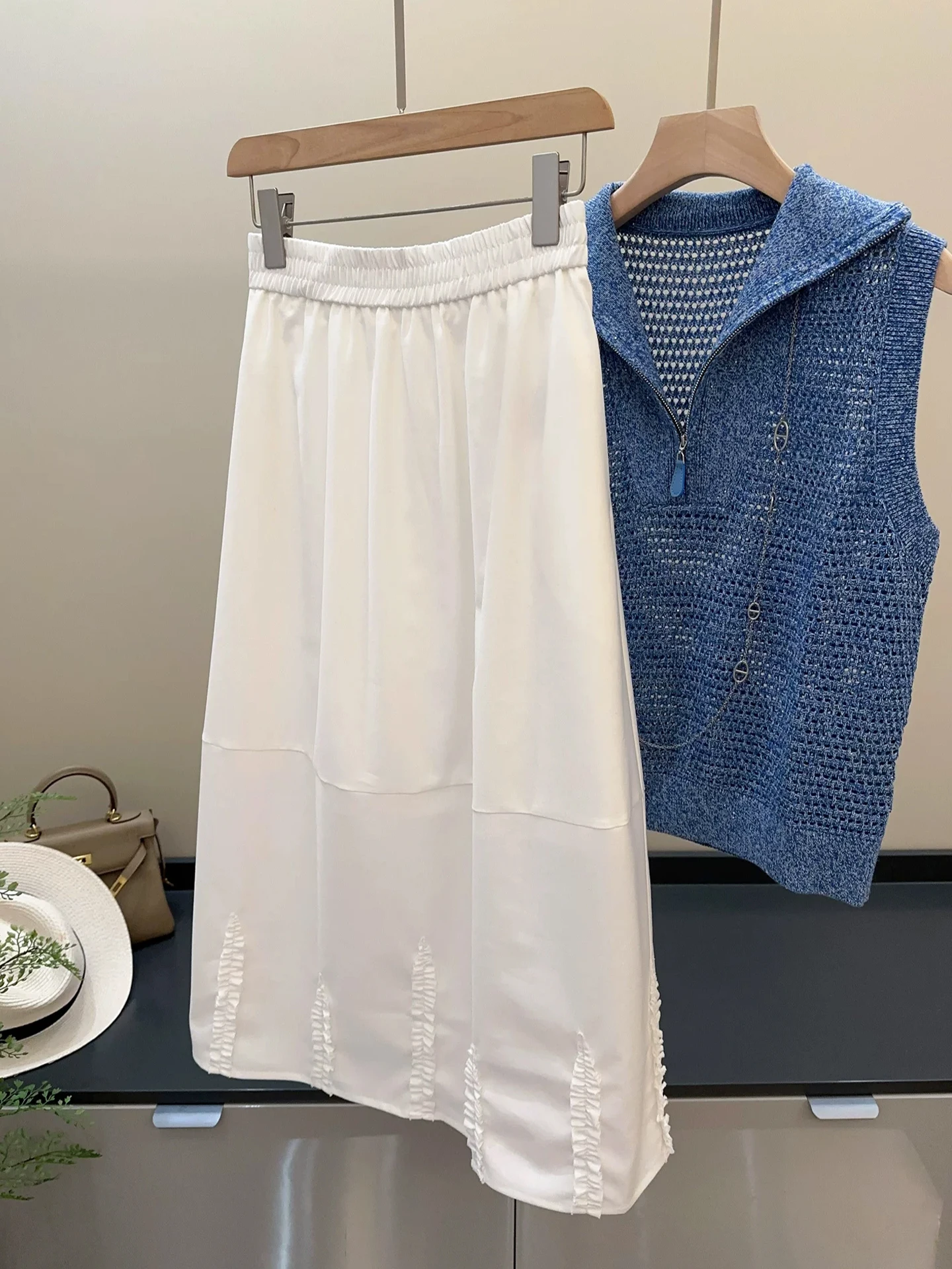 Casual High Waist Cotton Half Skirt Women's White Denim Skirt Fashionable Personalized Easy to Match Summer New Arrival
Casual High Waist Cotton Half Skirt Women's White Denim Skirt Fashionable Personalized Easy to Match Summer New Arrival