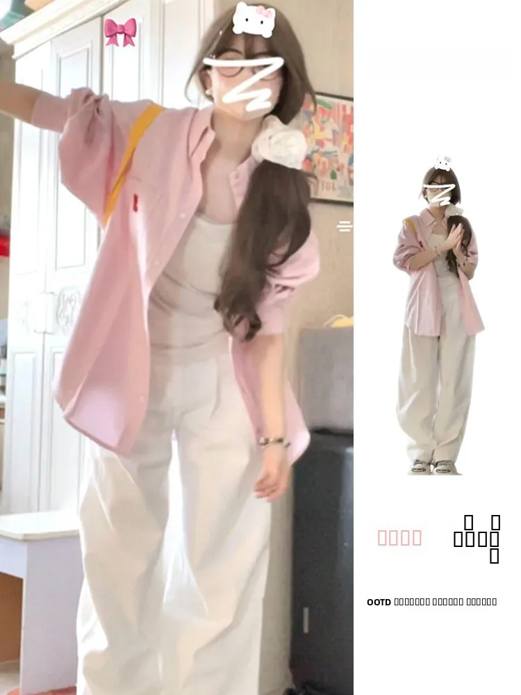 Розовое полосатое женское пальто средней длины с защитой от солнца, повседневное, в корейском стиле, свободного кроя, с длинными рукавами и воротником.
Розовое полосатое женское пальто средней длины с защитой от солнца, повседневное, в корейском стиле, свободного кроя, с длинными рукавами и воротником.