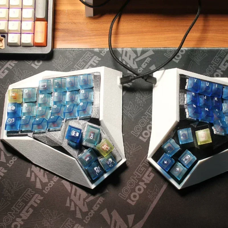 AM Hatsu Curved Split Keyboard Kit Wired Single-Mode Hot Swap Kinesis Custom Mechanical Keyboard Vertical Teclado Ergonomic VIAL
AM Hatsu Curved Split Keyboard Kit Wired Single-Mode Hot Swap Kinesis Custom Mechanical Keyboard Vertical Teclado Ergonomic VIAL