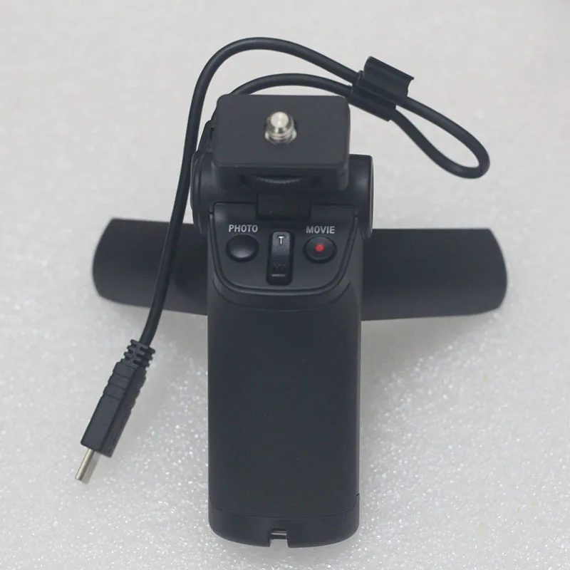New VCT-SGR1 tripod shooting grip suitable forSony A6100 A6300 A6400 A6500 A6600
New VCT-SGR1 tripod shooting grip suitable forSony A6100 A6300 A6400 A6500 A6600
