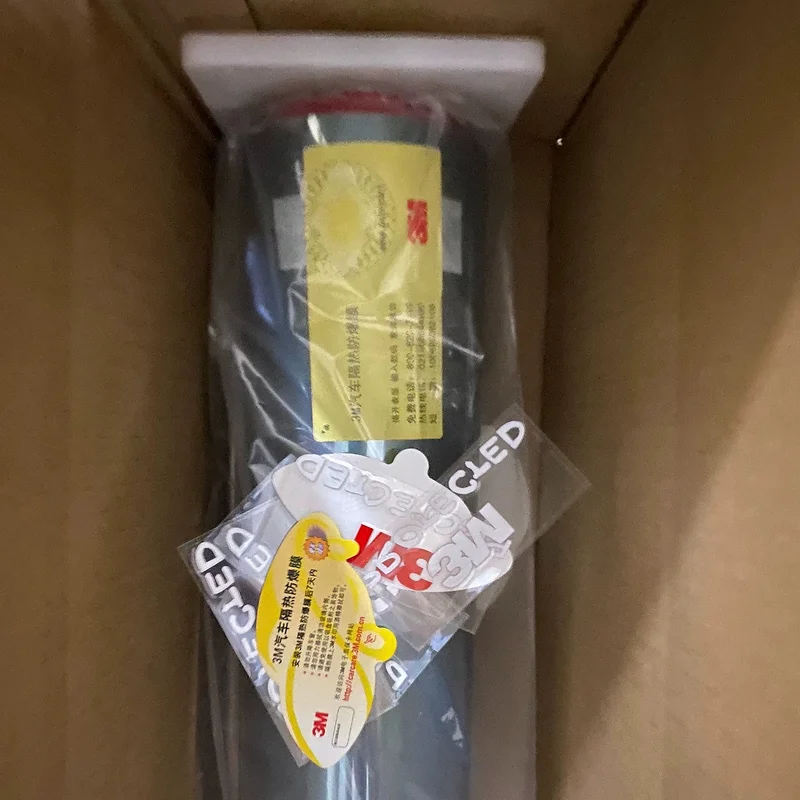 Vision PET Авто оконная пленка 3M CR65100 CeramicFusion CS60 60-65% VLT UV99% Defender Pro Рассеивание тепла Настоящая оптическая нейтральная пленка
Vision PET Авто оконная пленка 3M CR65100 CeramicFusion CS60 60-65% VLT UV99% Defender Pro Рассеивание тепла Настоящая оптическая нейтральная пленка