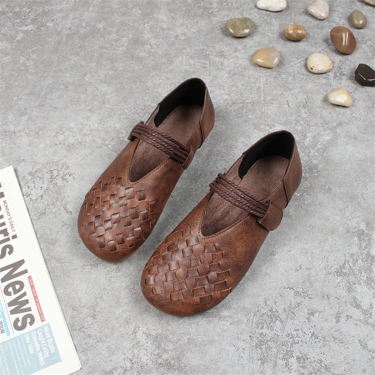 Spring New Style Artistic Retro Forest System Low Cut Casual Shoes Soft Bottom Single Strap Grandma Shoes for Women
Spring New Style Artistic Retro Forest System Low Cut Casual Shoes Soft Bottom Single Strap Grandma Shoes for Women