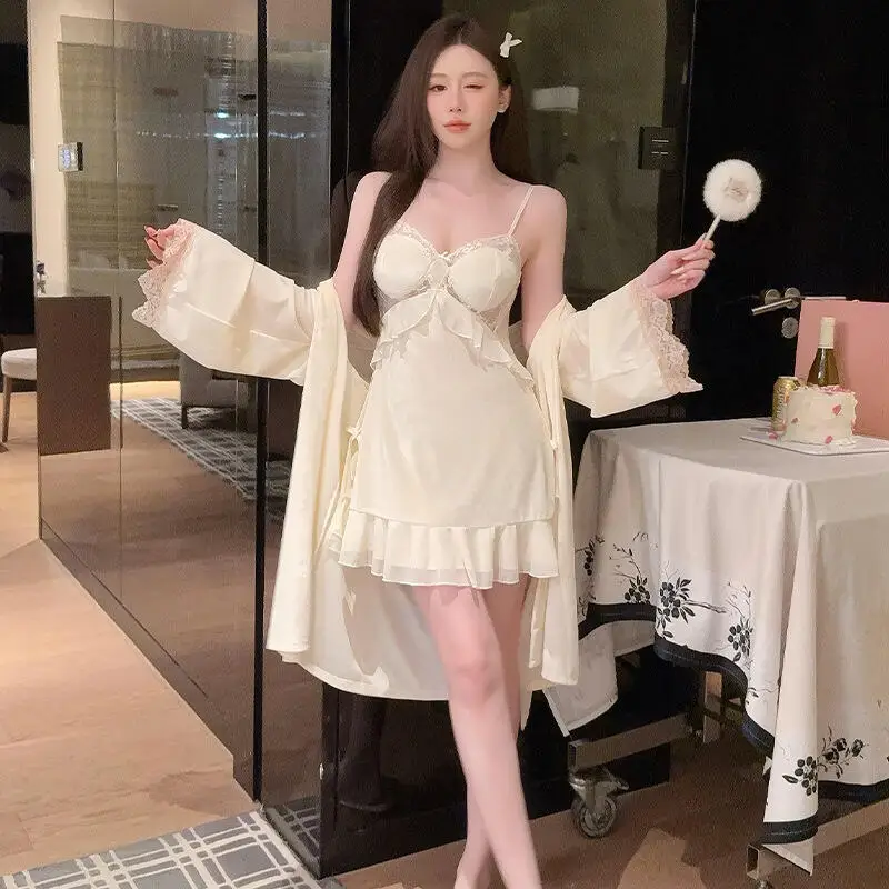 Новый комплект домашней одежды Kawaii Gold Velvet для девочек, сексуальная ночная рубашка в стиле Pure Lust, пижамы, японская мода, милый комплект из двух предметов
Новый комплект домашней одежды Kawaii Gold Velvet для девочек, сексуальная ночная рубашка в стиле Pure Lust, пижамы, японская мода, милый комплект из двух предметов