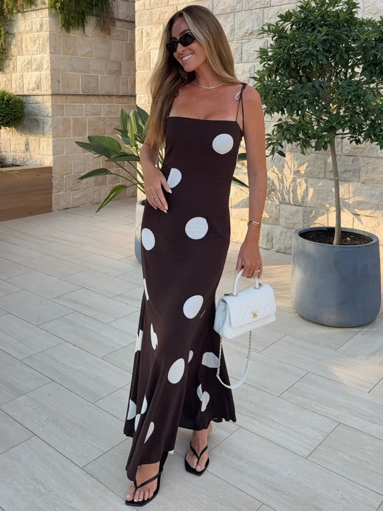 New Fashion Dress Patchwork Polka Dot Spaghetti Strap Sexy Maxi Dress Women Elegant Slim Sleeveless Backless Holiday Dress
New Fashion Dress Patchwork Polka Dot Spaghetti Strap Sexy Maxi Dress Women Elegant Slim Sleeveless Backless Holiday Dress