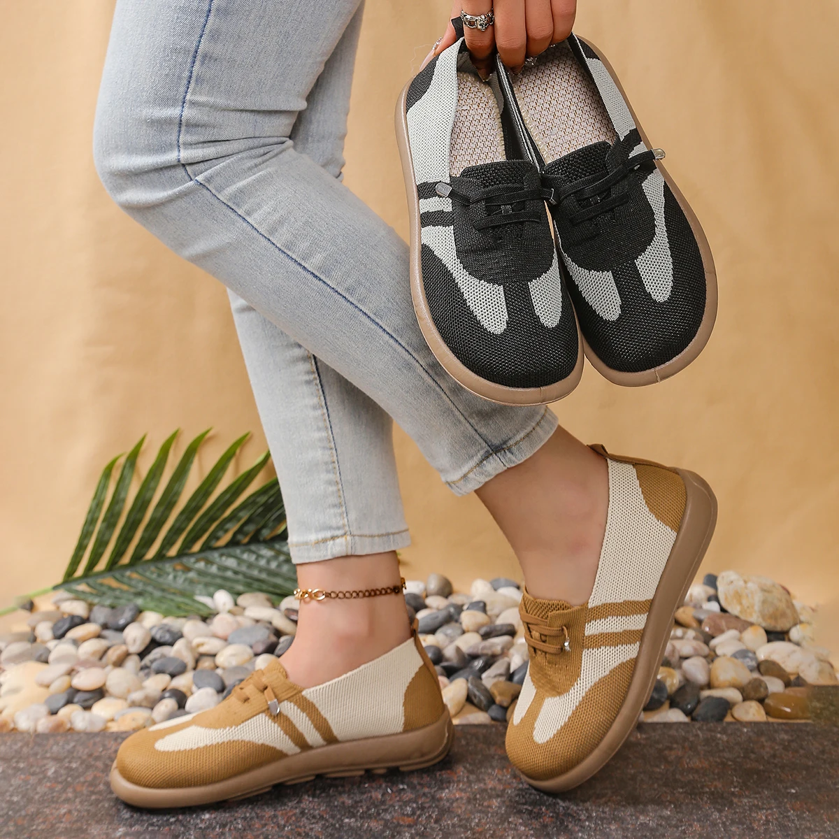 Women's Breathable Knit Sneakers Lightweight & Comfortable Low-Top Lace-Up Shoes Black with Non-Slip Durable Sole for All-Day
Women's Breathable Knit Sneakers Lightweight & Comfortable Low-Top Lace-Up Shoes Black with Non-Slip Durable Sole for All-Day