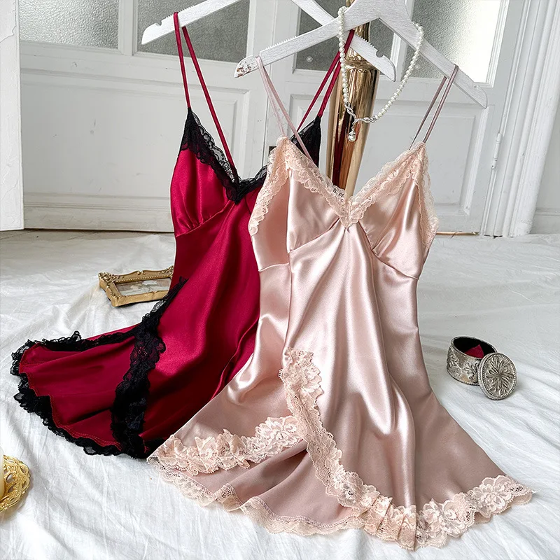 Women's Smooth Satin Pajamas V-Neck T-Shirt Ruffled Prints Dress Casual Breathable Pajama Set Sling Home Clothing Sexy Nighty
Women's Smooth Satin Pajamas V-Neck T-Shirt Ruffled Prints Dress Casual Breathable Pajama Set Sling Home Clothing Sexy Nighty