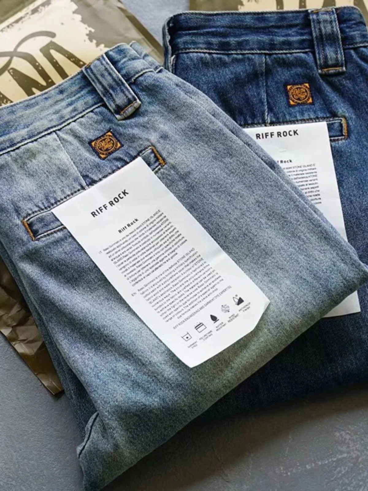 Retro American Casual Men's Straight Leg Jeans Heavy Wear Resistant Water Waed Denim Pants Loose Fit Straight Cut Jeans
Retro American Casual Men's Straight Leg Jeans Heavy Wear Resistant Water Waed Denim Pants Loose Fit Straight Cut Jeans