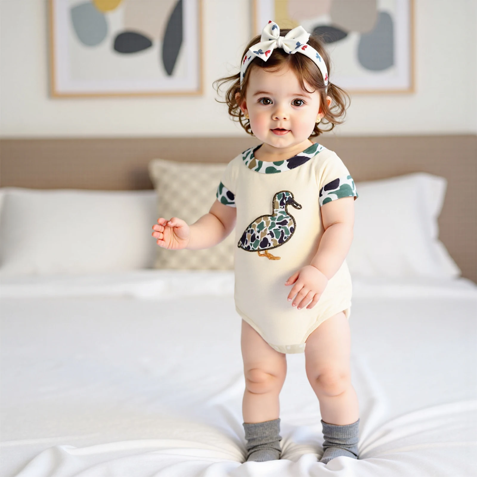 Baby Girls Cute Animal Print Rompers Camouflage Duck Embroidery Round Neck Short Sleeve Infant Bodysuits Jumpsuits
Baby Girls Cute Animal Print Rompers Camouflage Duck Embroidery Round Neck Short Sleeve Infant Bodysuits Jumpsuits