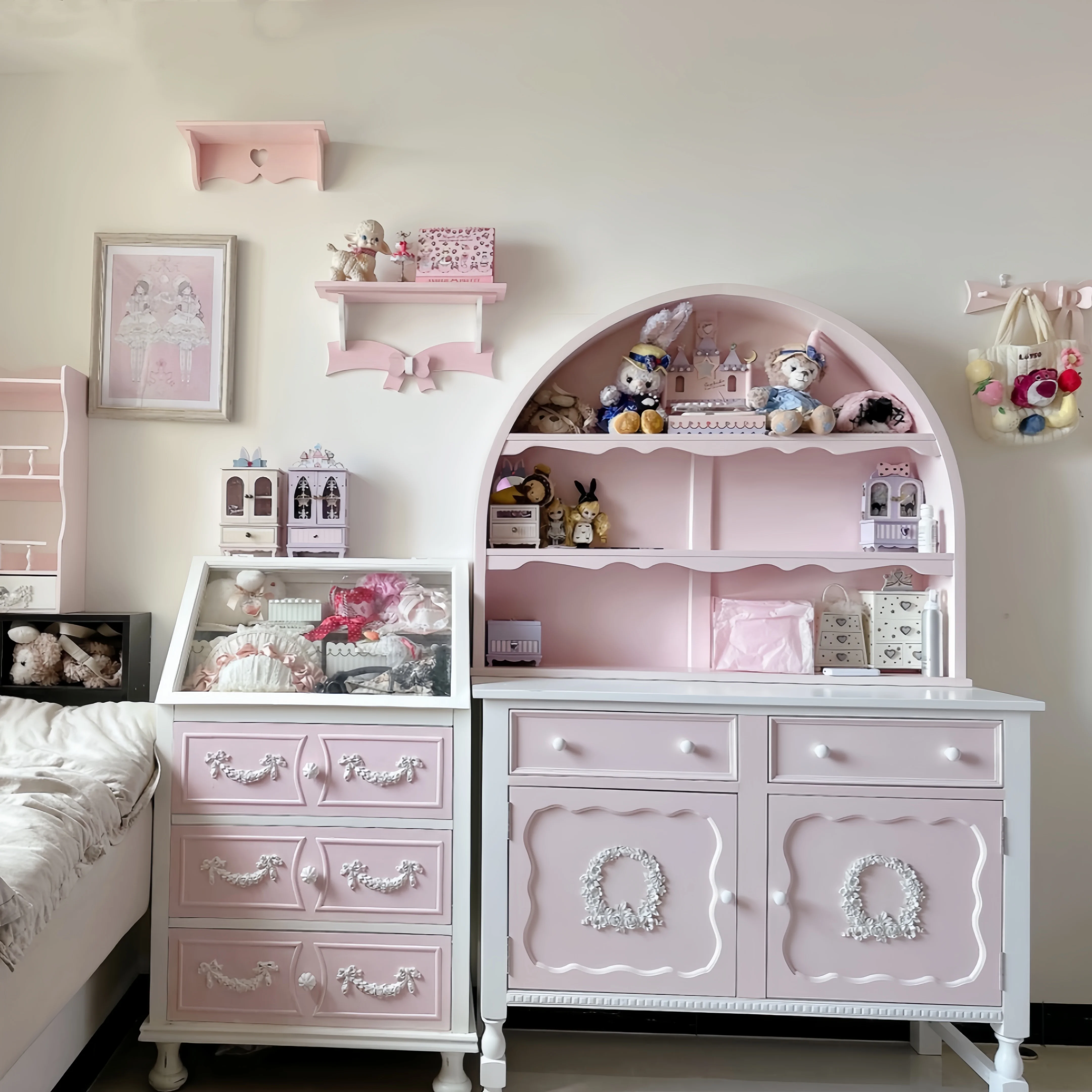 Light retro French entrance cabinet Solid wood dining side cabinet Cream wind storage against the wall High cabinet Girl heart
Light retro French entrance cabinet Solid wood dining side cabinet Cream wind storage against the wall High cabinet Girl heart