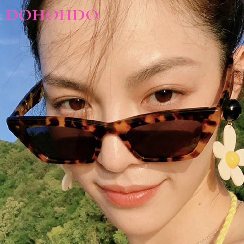 Classic Luxury Small Frame Cat Eye Sunglasses For Women Men Vintage Fashion Brand Designer Travel Sunglasses Lentes De Sol UV400
Classic Luxury Small Frame Cat Eye Sunglasses For Women Men Vintage Fashion Brand Designer Travel Sunglasses Lentes De Sol UV400