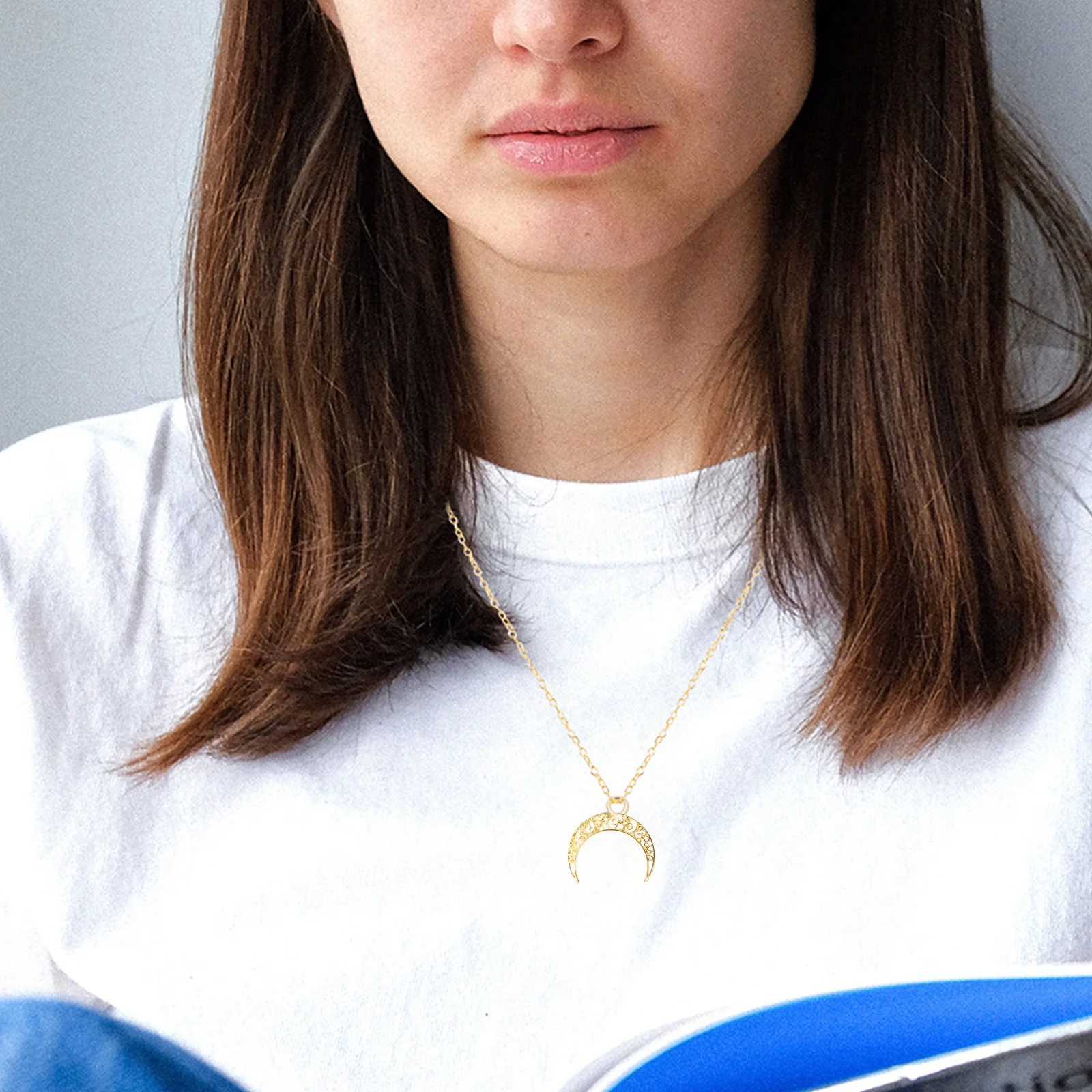 20Pcs Hollow Moon Shape Alloy Jewelry Pendants Exquisite DIY Charms for Bracelet Necklace Earring Craft Making Accessories
20Pcs Hollow Moon Shape Alloy Jewelry Pendants Exquisite DIY Charms for Bracelet Necklace Earring Craft Making Accessories