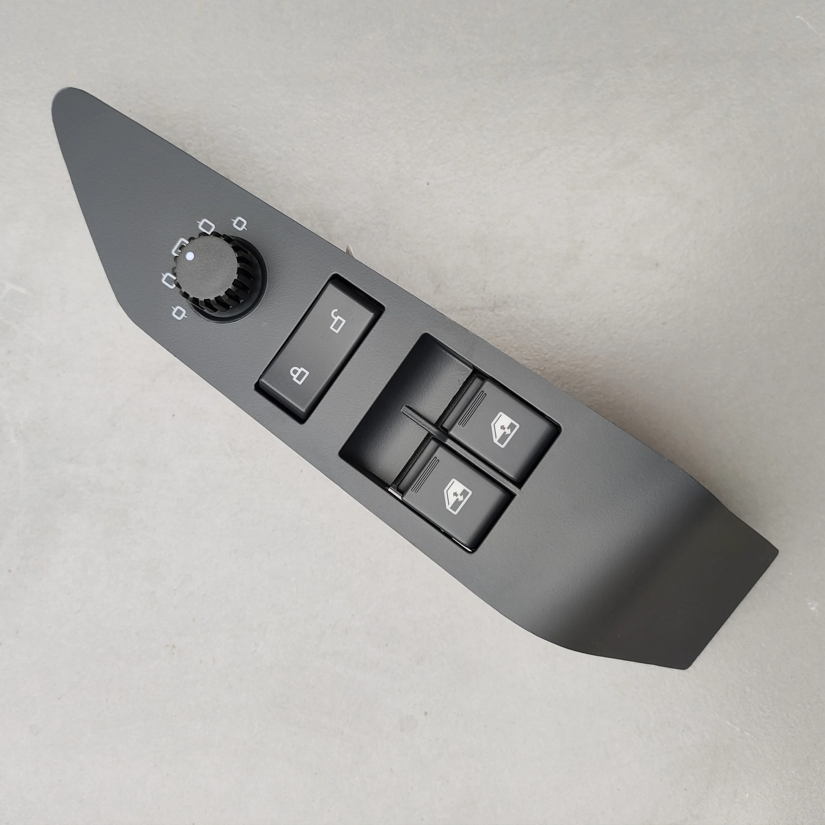 Electric window lift gate switch WG1664339062 ADAPTS to Truk HOvo TH7 glass lifter switch
Electric window lift gate switch WG1664339062 ADAPTS to Truk HOvo TH7 glass lifter switch