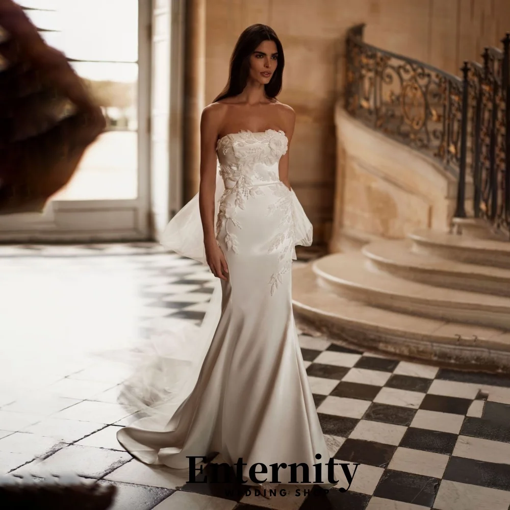 Customized Flower Applique Wedding Dresses Elegant Boat Neck Sleeveless For Women Charming Satin Bridal Gowns Vestidos De Novia
Customized Flower Applique Wedding Dresses Elegant Boat Neck Sleeveless For Women Charming Satin Bridal Gowns Vestidos De Novia