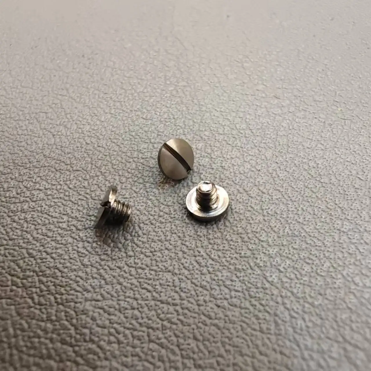 Flute screw parts, flute Upper pad Screw
Flute screw parts, flute Upper pad Screw